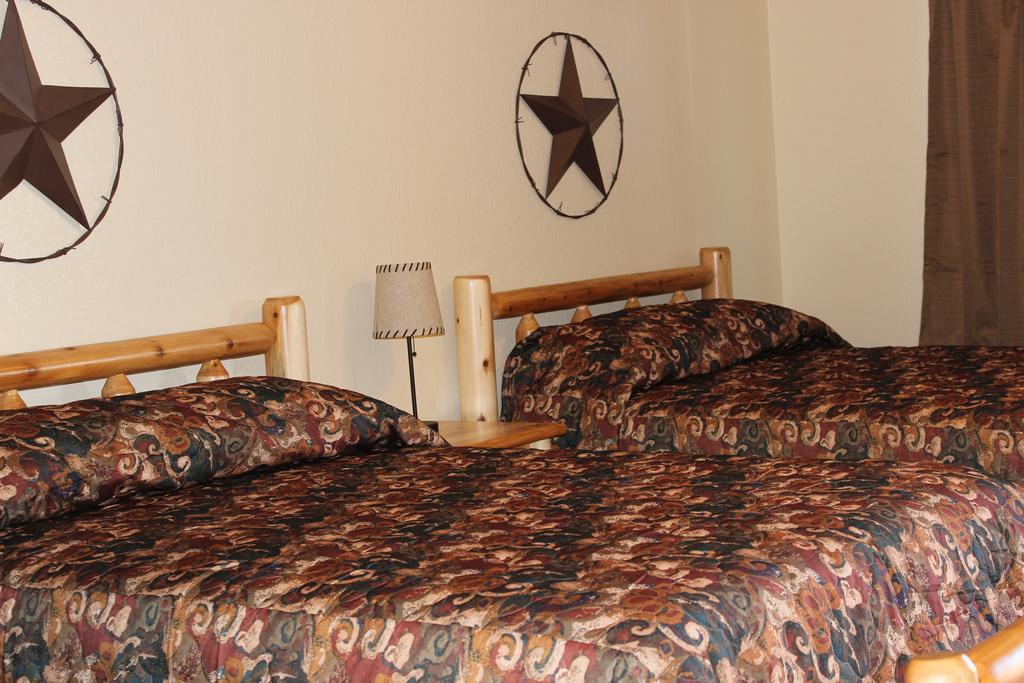 4K Lodges Poth Extérieur photo
