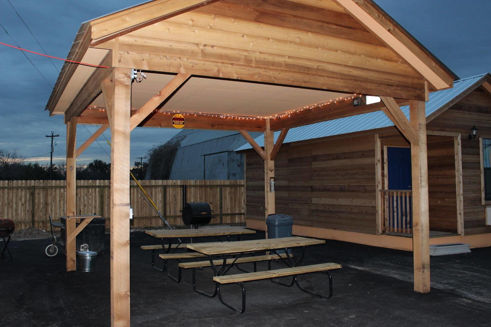 4K Lodges Poth Extérieur photo